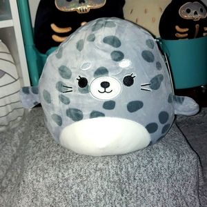 Isis the Seal Squishmallow